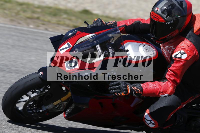 /06 08.04.2026 Cornu Master School ADR/Gruppe gruen/70